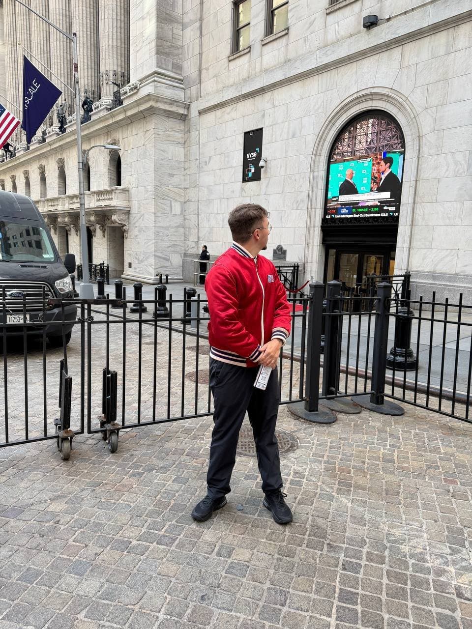 Chris Epp vor der New York Stock Exchange